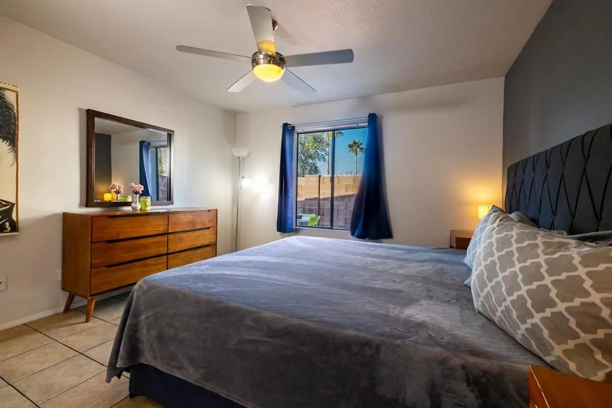 Msg For 5Percent Off 2Bed1And A Half Bath Kingqueenbeds Condophx Phoenix États-Unis